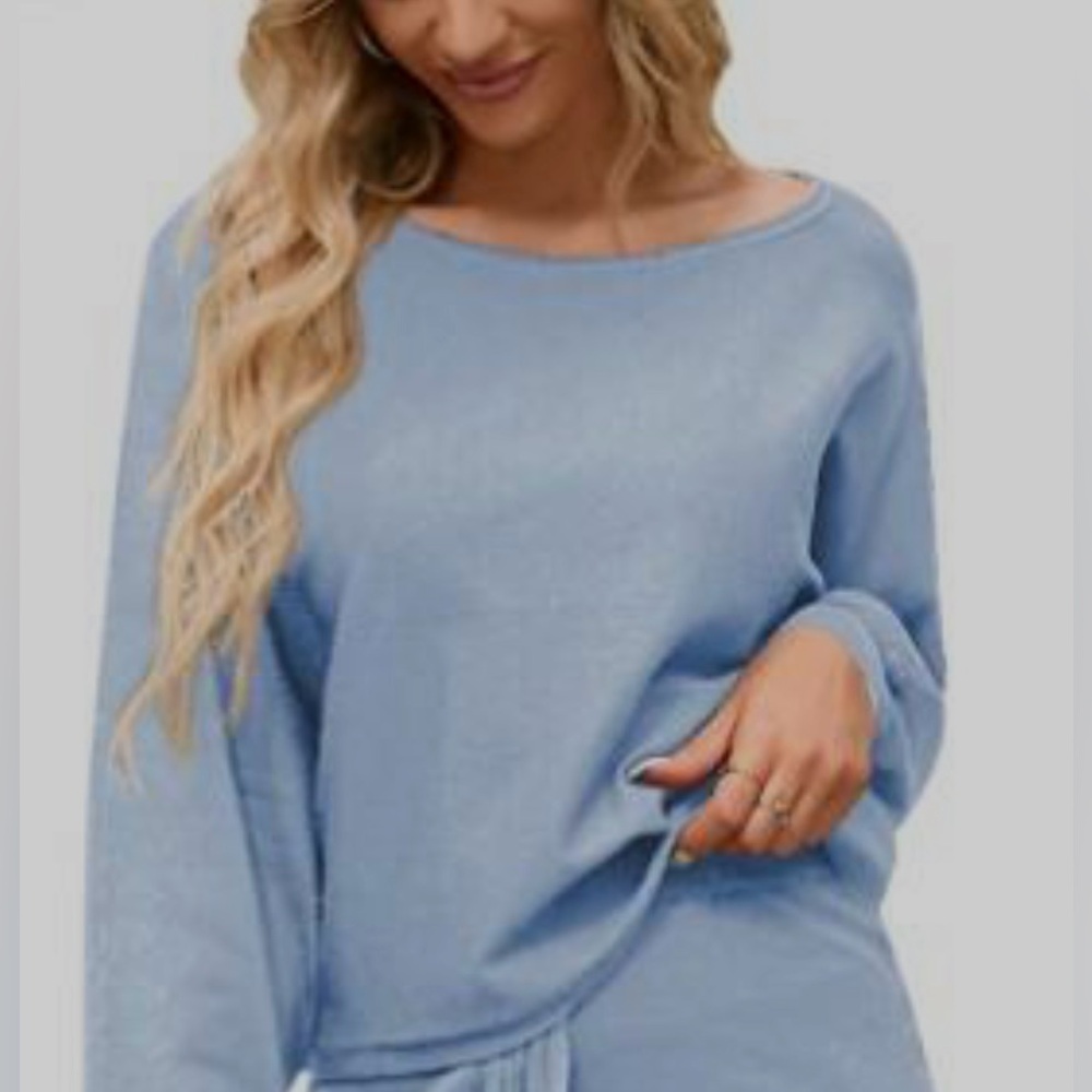 NWOT Meenew Long Sleeve Pullover Sweater Light Blue Size- Medium